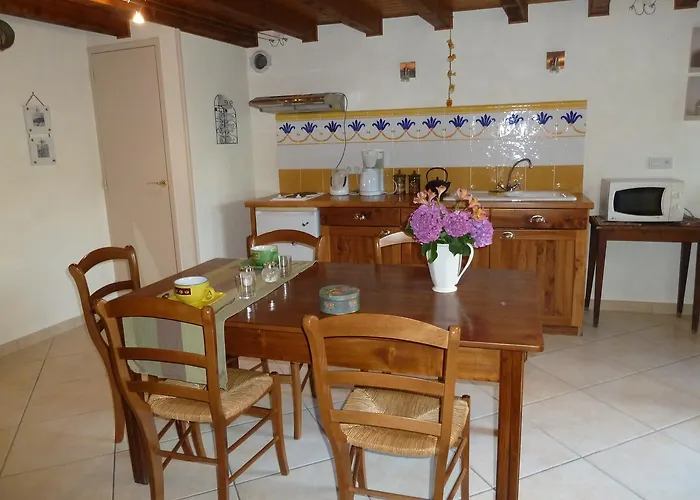 Alojamento de Acomodação e Pequeno-almoço Fleur De Vigne 3*